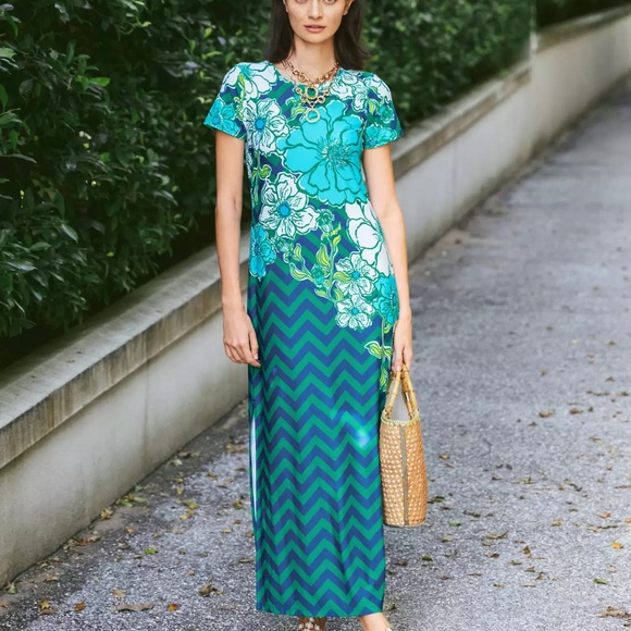 🆕 Lilly Pulitzer CHILLYLILLY KADEN MAXI UPF 50+ “Starlight” MSRP $248 NWT sz LG - Picture 2 of 10